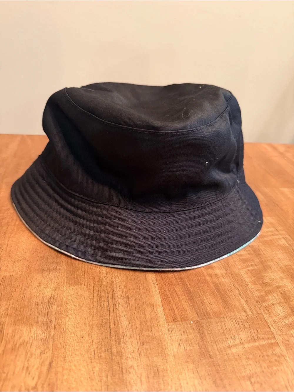 Reversible Mint Tie-Dye / Black Bucket Hat